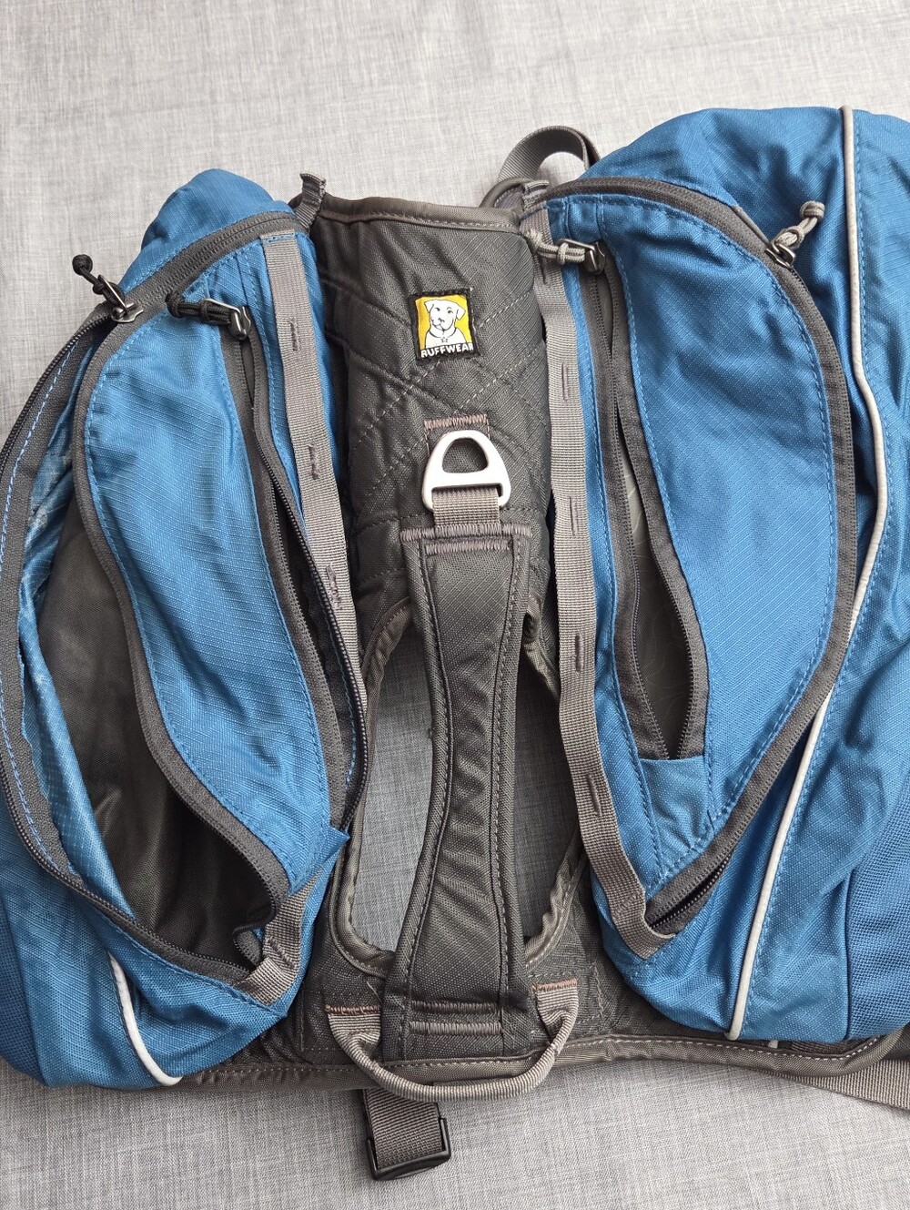 Ruffwear XL/L dog Harness With Large Pockets Blue